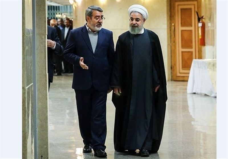 حواشی ادامه‌دار انتخاب رییس هلال احمر توسط روحانی/ حقیقت دعوا و برخورد تند رئیس‌جمهور با وزیر کشور چیست؟