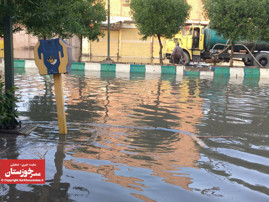خوزستان سه سال است که در بحران مدیریت می‌شود / انفعال شهرداری اهواز در بارندگی اخیر محرز است / چرا شهردار اهواز قبل از وقوع بحران دست به کار نشد؟ / فرمانداری اهواز و کارون آماری از خسارات وارد شده ارائه ندادند !