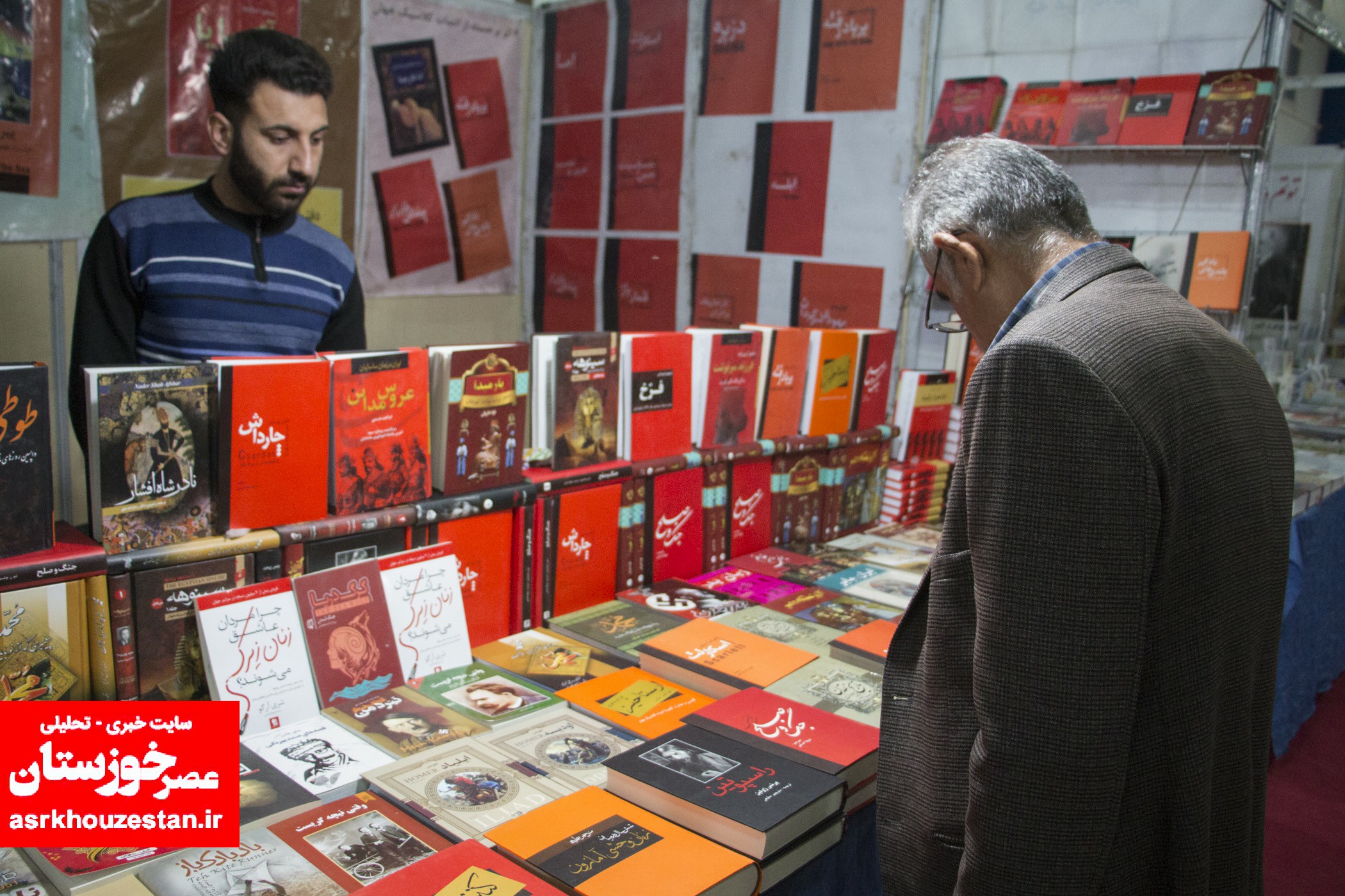 آغاز به کار چهاردهمین نمایشگاه کتاب خوزستان به روایت تصویر