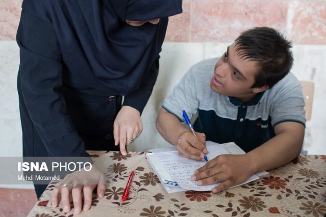 خوزستان هیچ حوزه امتحانی حضوری برای دانش‌آموزان استثنایی ندارد