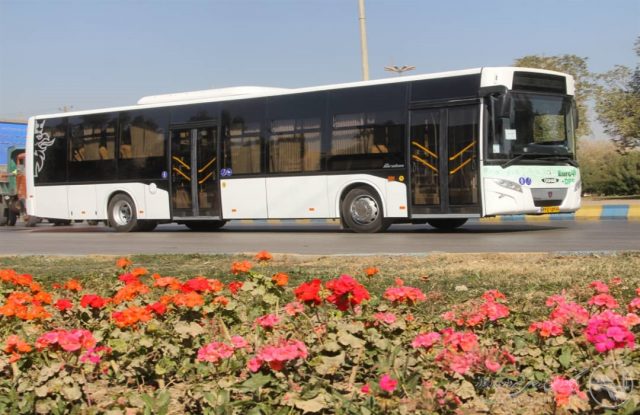  
  مدیرعامل سازمان اتوبوسرانی اهواز خبر داد : آغاز سرویس دهی اتوبوس های درون شهری ، چهارشنبه ۵خردادماه خواهد بود.