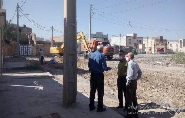  
  بازدید مدیر منطقه ۸ از زیرسازی خیابان فرهنگیان یک کوی مهدیس