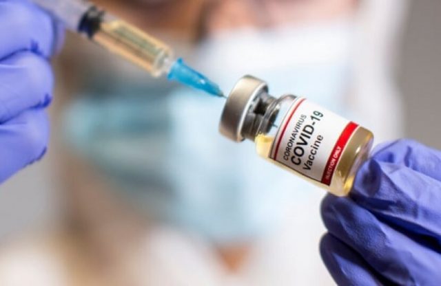 تعطیلی فعلی مراکز واکسیناسیون کرونا در خوزستان به دلیل نبود واکسن