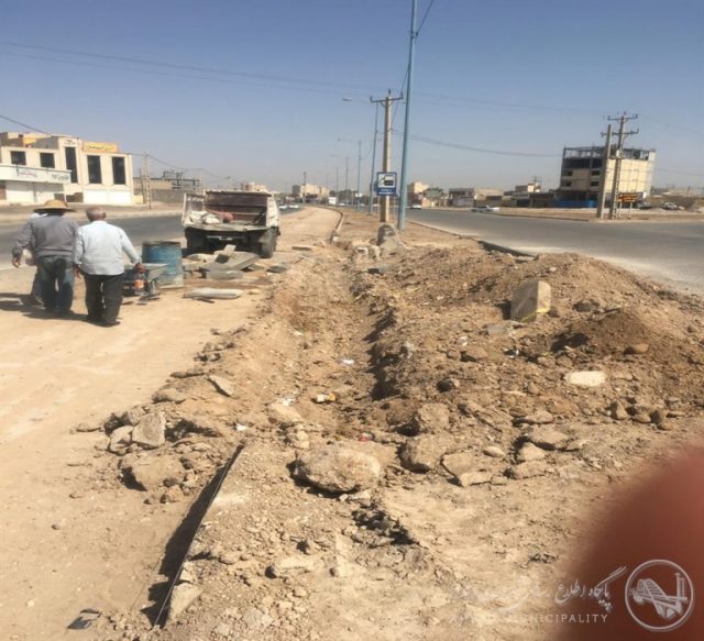  
  گزارش تصویری از اجرای عملیات جدولگذاری معابر منطقه ۲ شهرداری اهواز