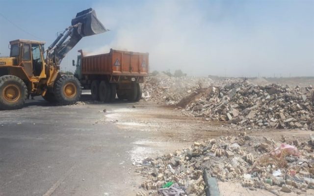  
  گزارش تصویری از نخاله برداری و پاکسازی اطراف میدان شهدای غواص و مسیر خادمان سیدالشهدا در سطح منطقه۳