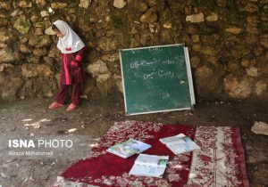 بررسی علت بازماندگی از تحصیل ۲۰ گویه در خوزستان