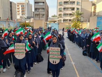 نواخته شدن «زنگ ظفر» ‌در مدارس خوزستان در حمایت از حمله «وعده صادق»